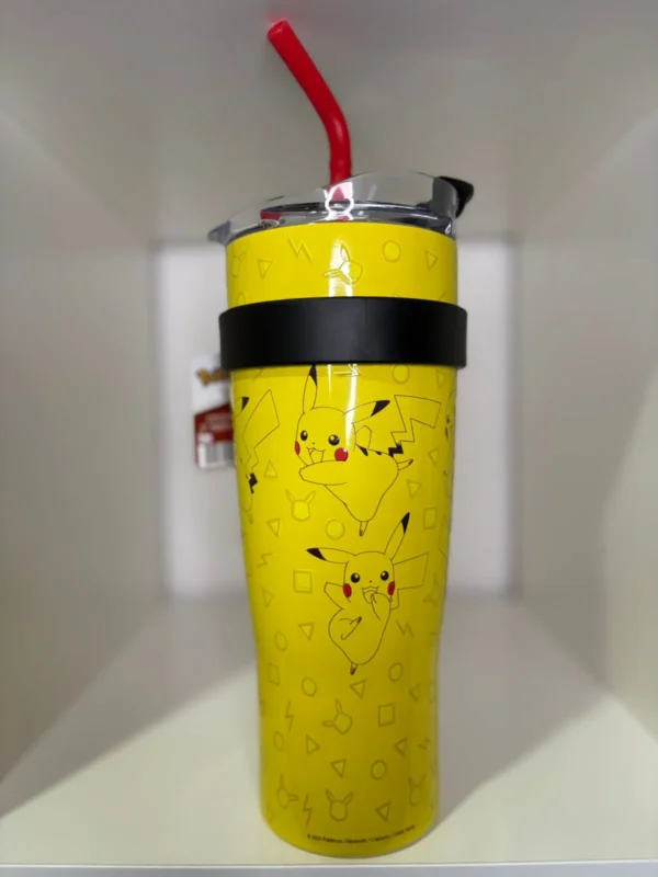 Termo original de Pikachu con detalle de relieve con mucho estilo
